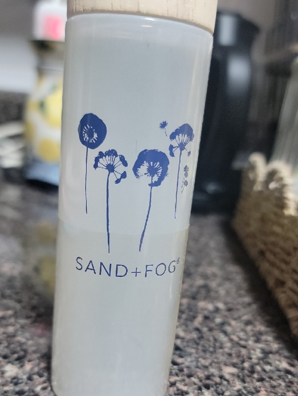 SAND + FOG Reed Diffuser -Berry Currant - Picture 4 of 4